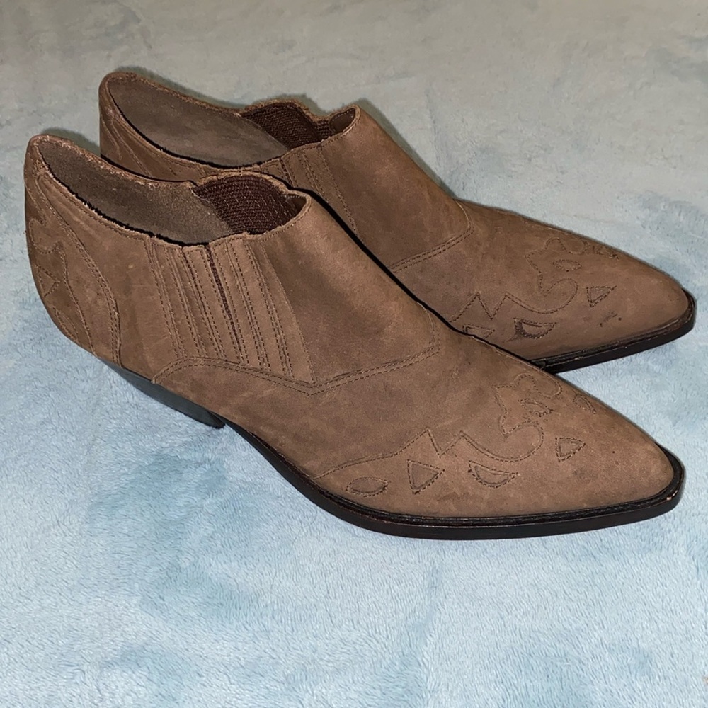Vintage Circle S Brand Leather Ankle Boots NWOB BRAZIL